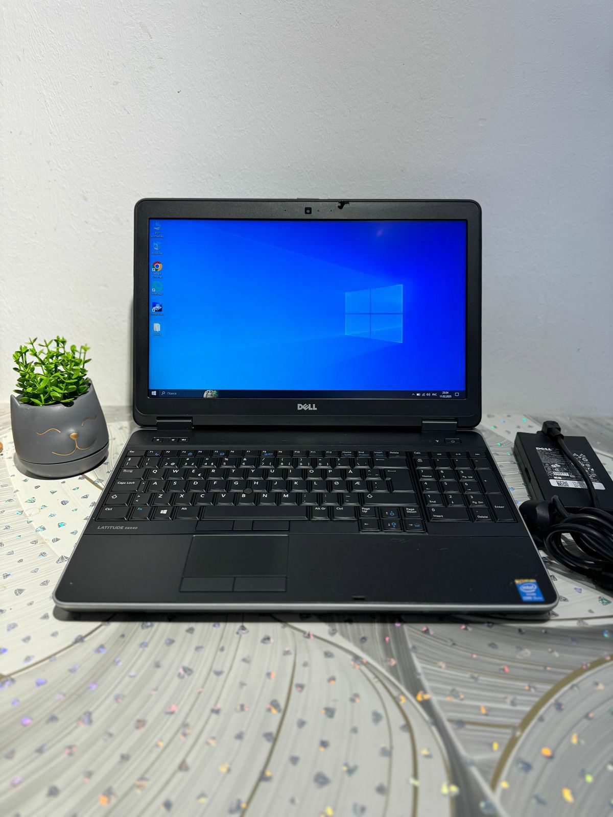 Продам мобильную рабочую станцию Dell