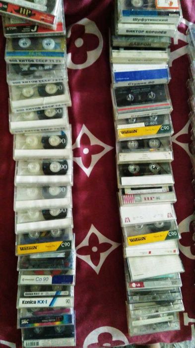 Аудиокассеты 90 мин с записями.зарубежка -русские.