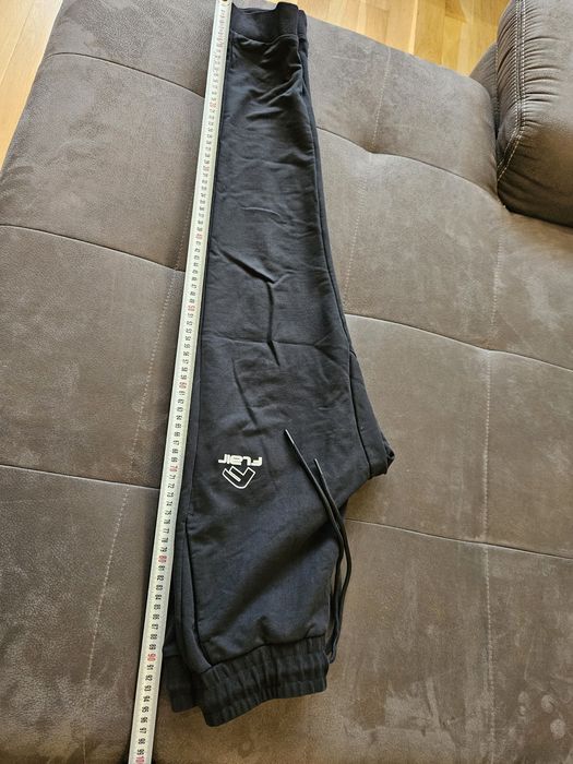 Черен панталон flair