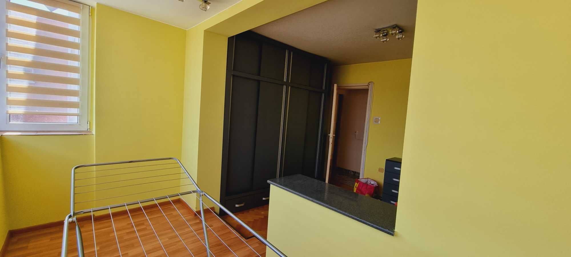 Vand sau schimb apartament 4 camere in Targu Mures, Dambu