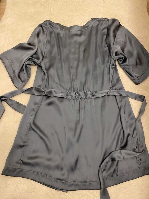 Halat satin gri argintiu, 3/4, scurt, cu cordon, nou, marime S/36