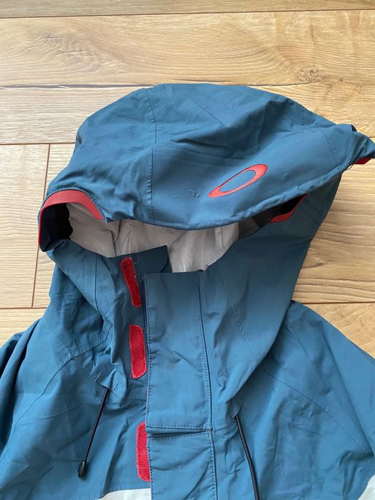 OAKLEY-jacheta profi cu gluga , ski, drumetii, pt barbati, impecabilaS