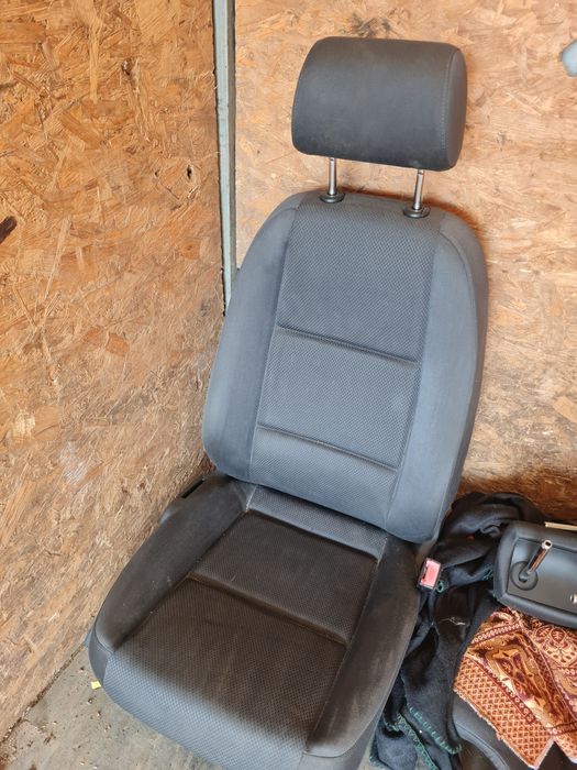 Dezmembrez audi a4b6