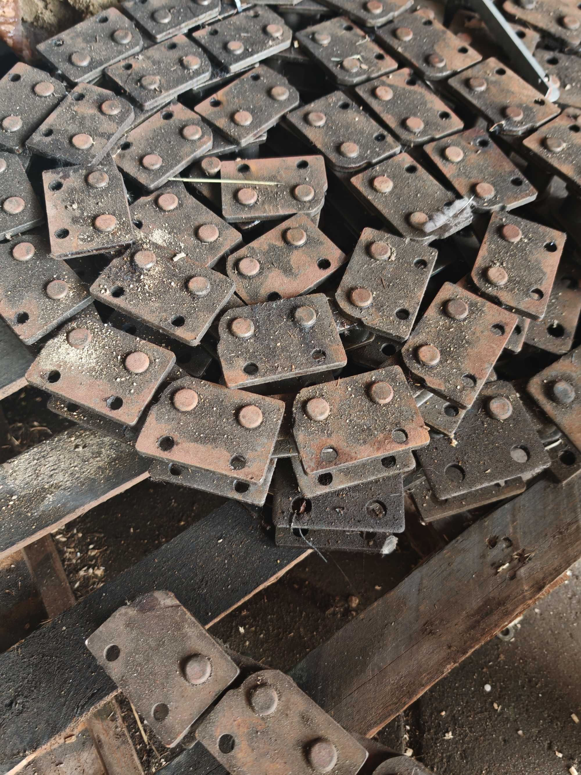 Piese utilaje de sapat santuri cu lant ,trencher Ditch witch , Vermeer