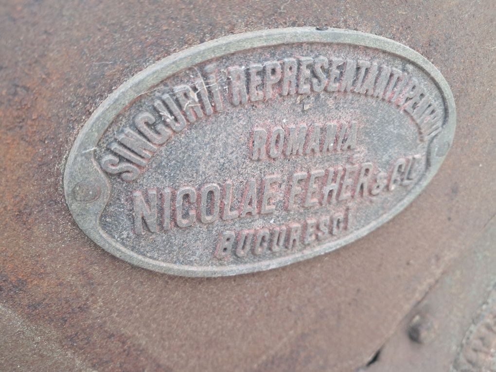 Plug și rarita vechi de 150 de ani
