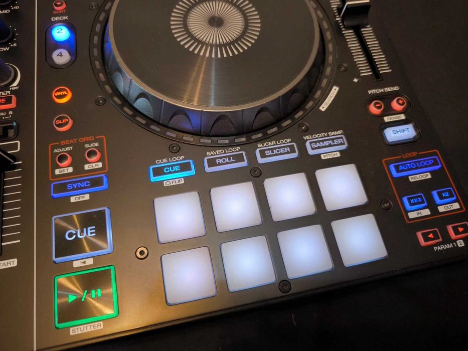 Consola DJ Denon mc 7000 mc7000