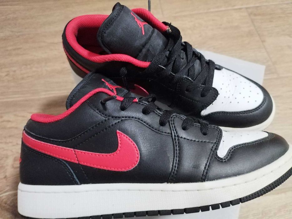 Sneakers  Nike Jordan1 low