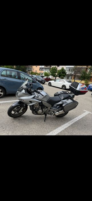 Honda CBF 1000 .