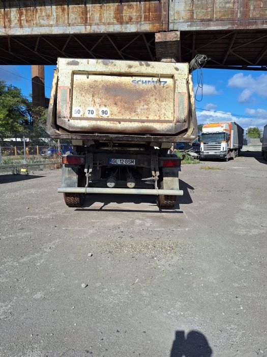 Ansamblu Iveco,450 cp, 2008 si semiremorca schmitz 2009