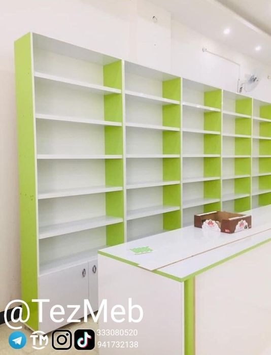 Polka vitrina stelaj mebel zakaz ofis magazin