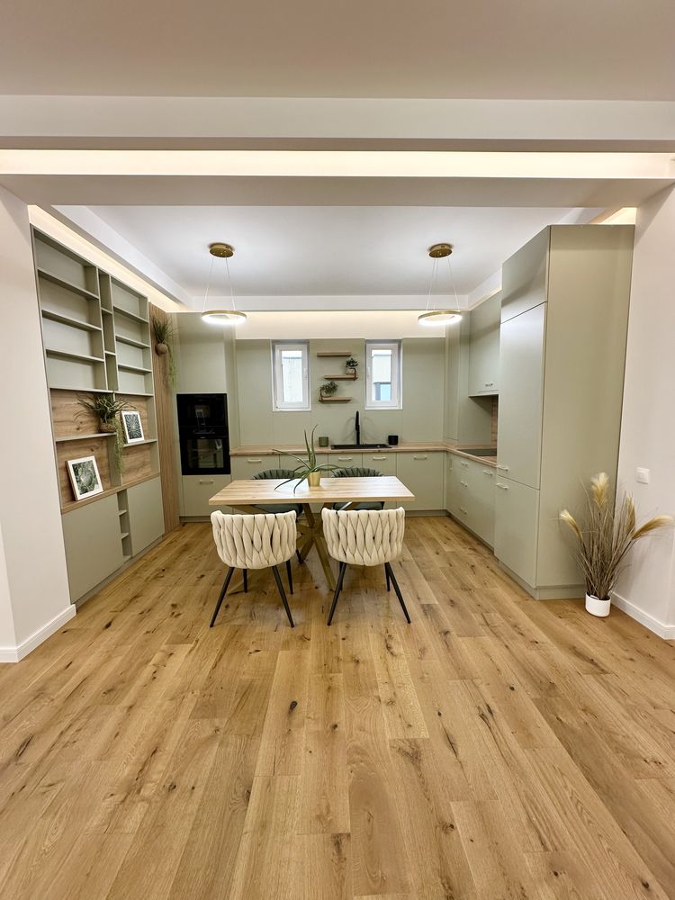 Proprietar vand apartament 90 mp, terase 30 mp, nou, ultrafinisat