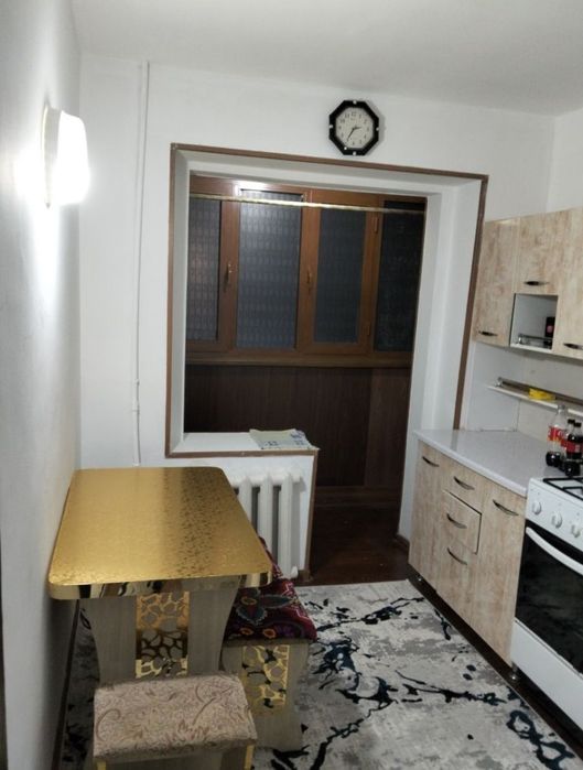 РАЗДЕЛКА, 2/4/4, Улица Лутфий, Продаётся Квартира!