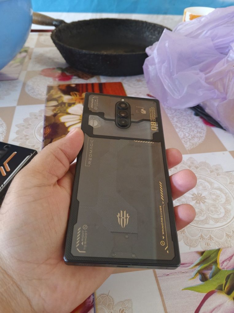 Nubia Read magic 8 pro 16-512 gb