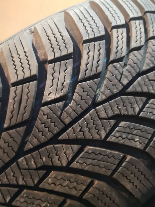 205 55 16 цола гуми като нови еденични Michelin continental