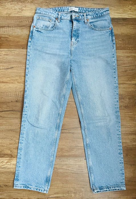 Jeans Zara, fără urme de uzura