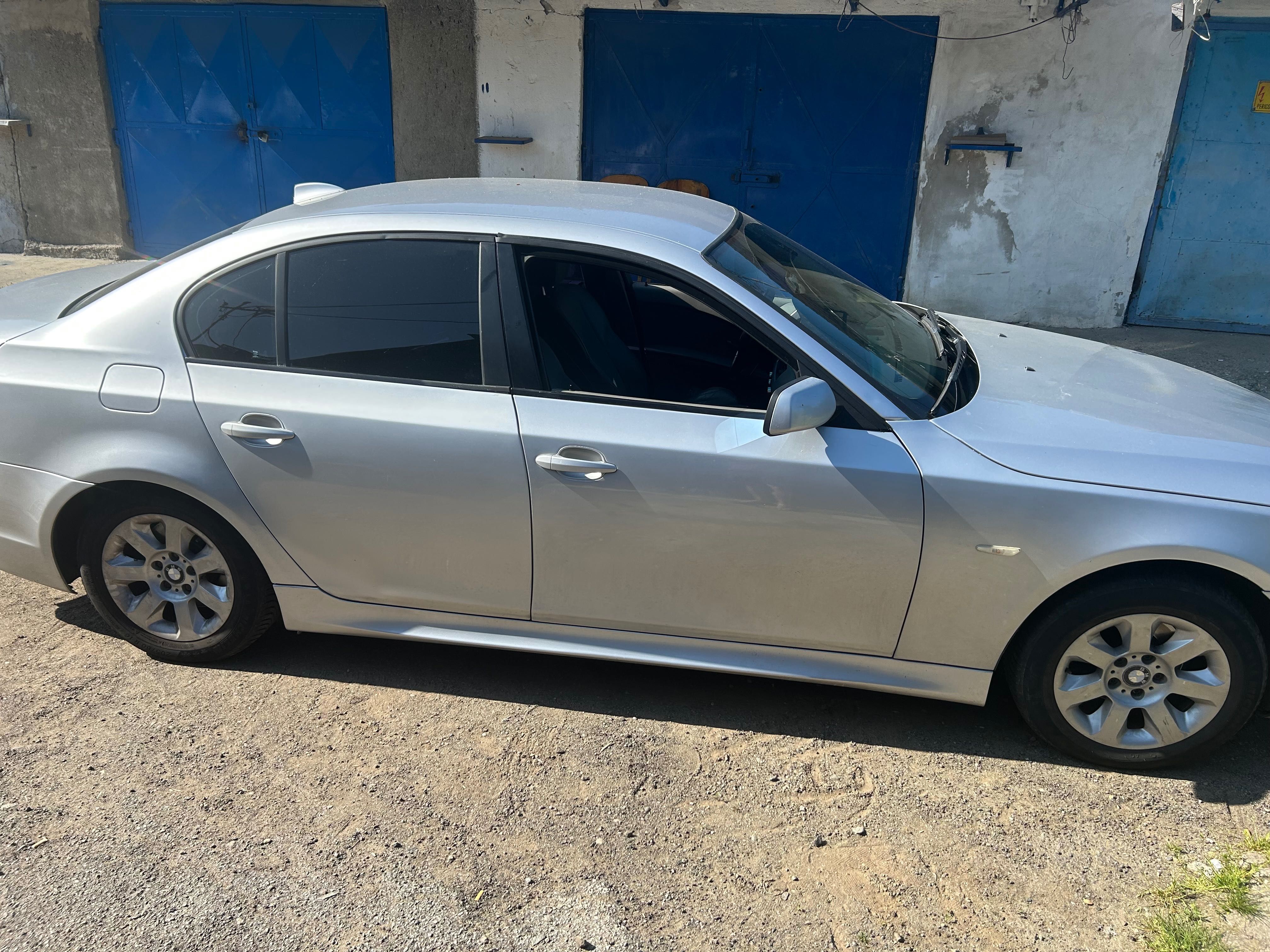 Vand sau schimb Bmw seria 520 D