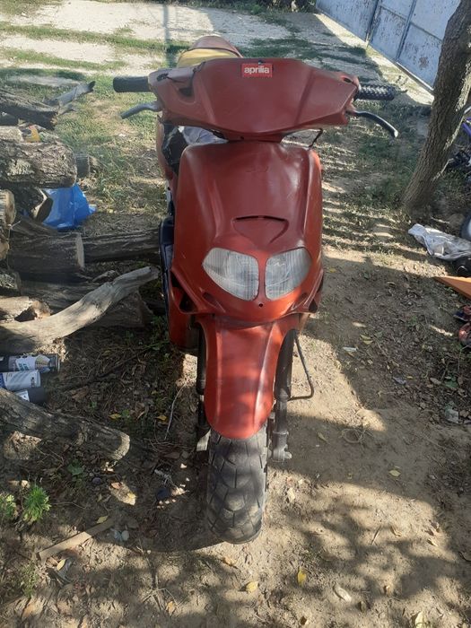 Vând sau schimb aprilia rally 80 cc