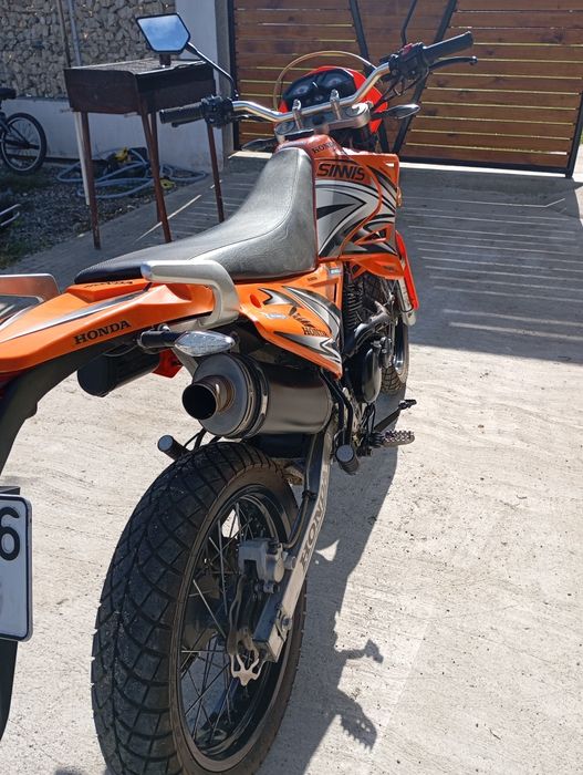 Cross Honda 125 cm3