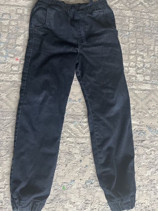 Продам теплые штаны с начесом на мальчика 11-13 лет смотря на рост