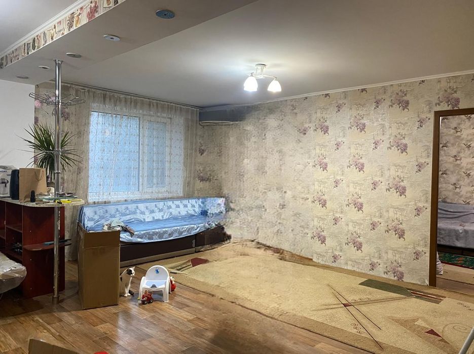 Сдам 2-х комн.кв мебелирован, с техниками, район 12мкр