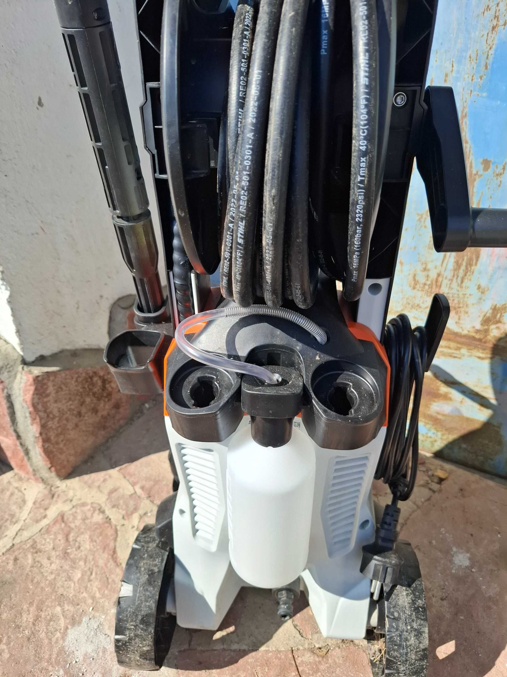 Продавам водоструйка STIHL RE 100