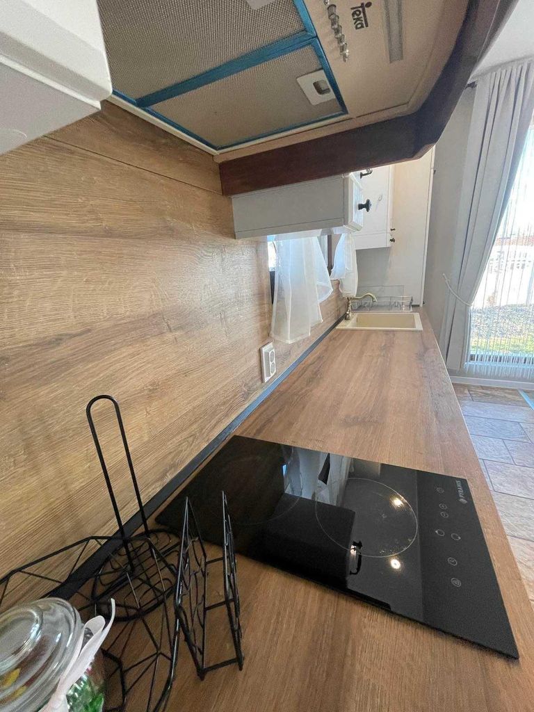 Дава се под наем Къща в София, Люлин 1 - 100 кв.м за 1050 € - Снимка #2