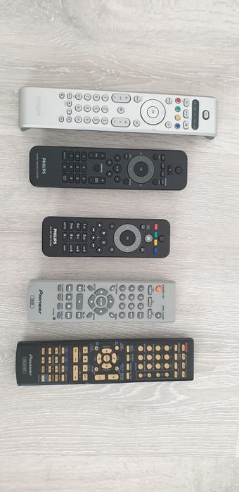 Telecomanda Philips, Samsung, Sony, Sharp, Pioneer, Medion, Teufel