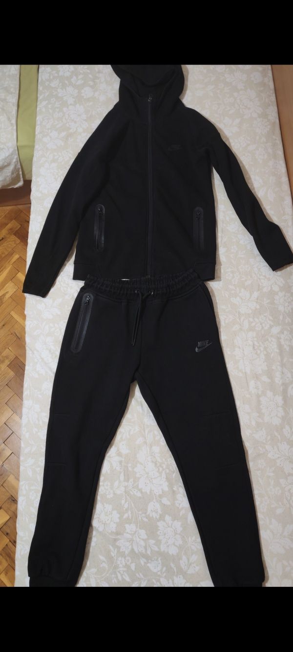 Nike tech fleecove