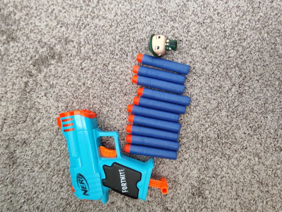 Fortnite NERF Pistol