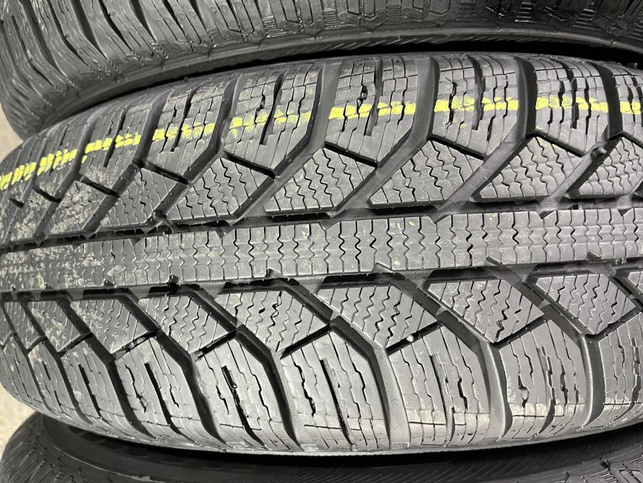 4 anvelope de iarna 185/70/14 Semperit ca noi