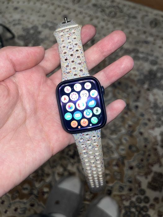 Apple Watch Series 8 (GPS) 45 мм