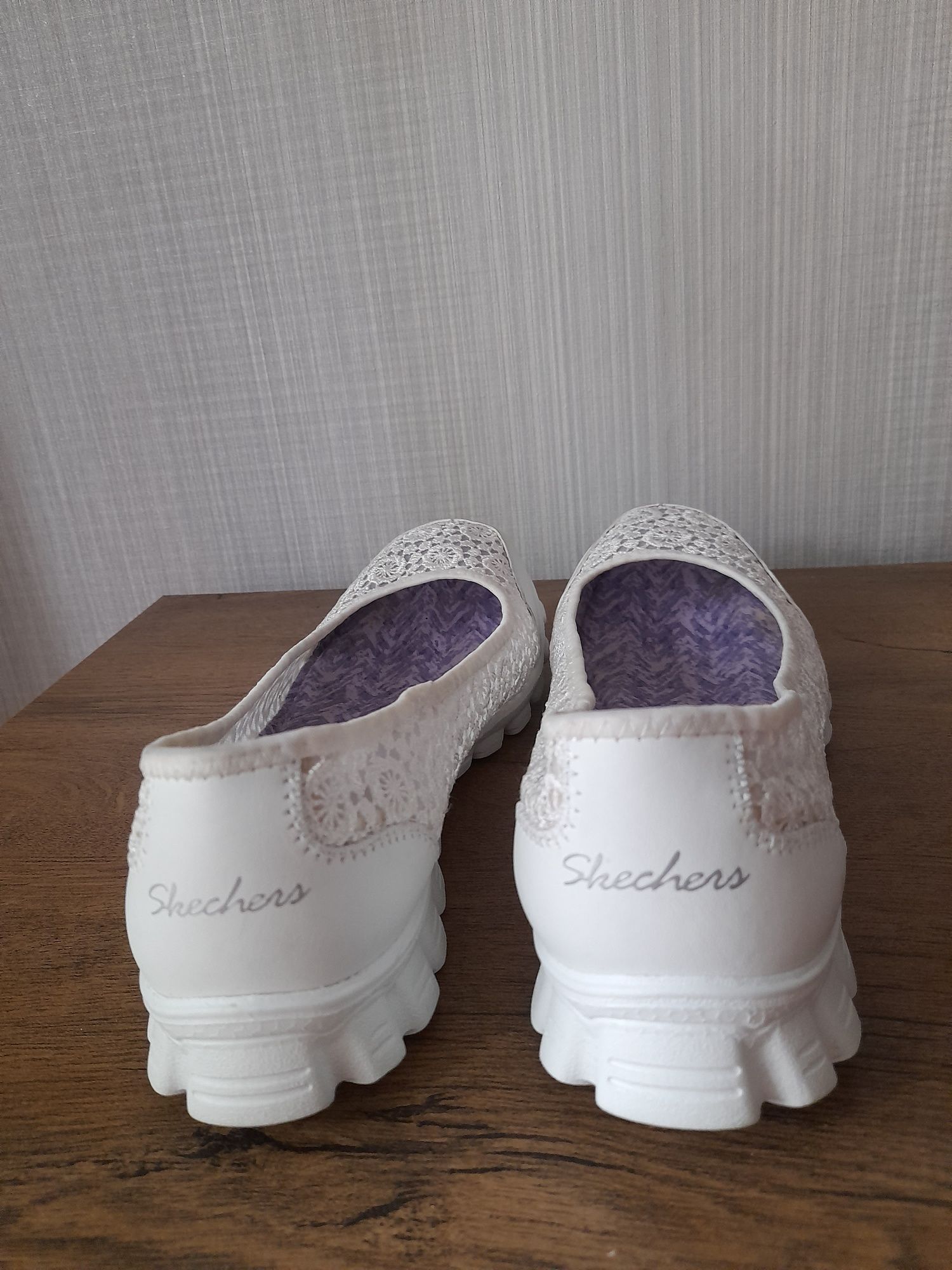 Skechers дамски летни обувки 39 номер.