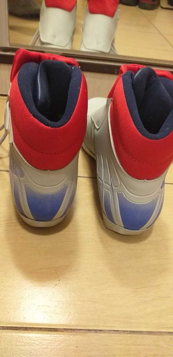 Clapari ski Nr. 41,sistem pridere NNN/NIT/Boots schi de iarna