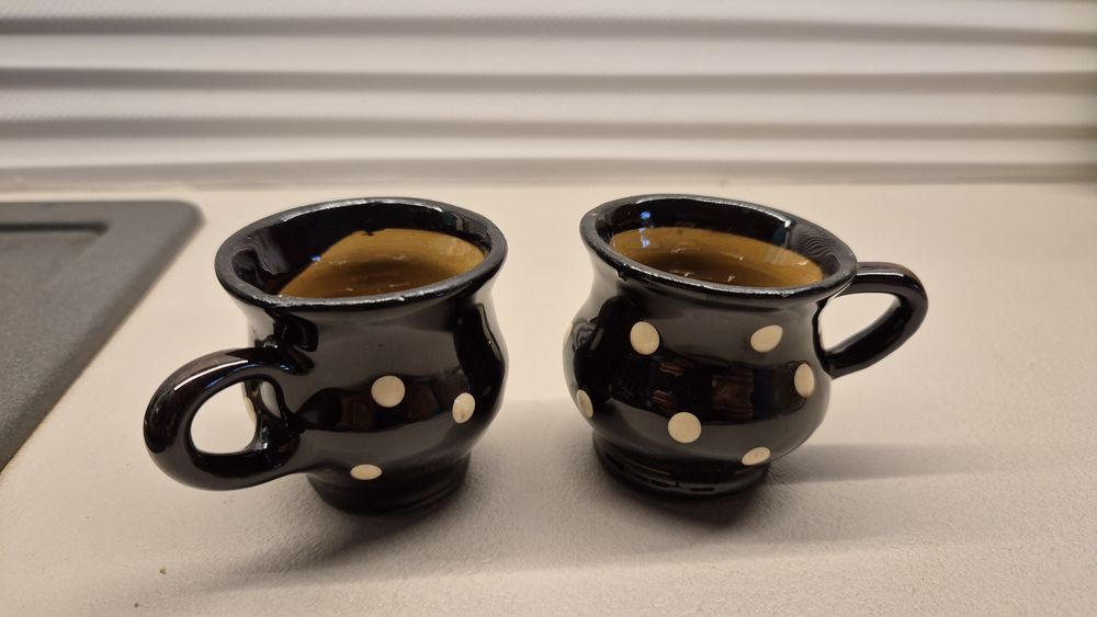 Vând diverse căni și pahare