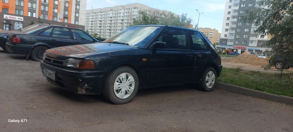 Продам Mazda 323
