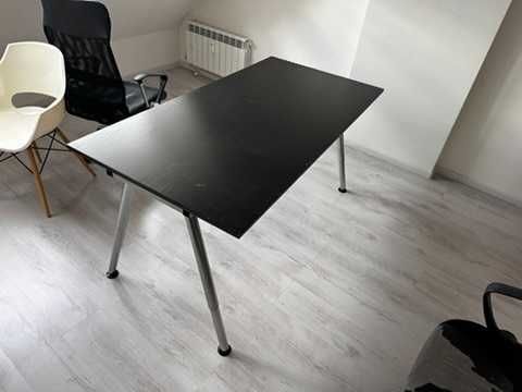 Офис бюро IKEA GALANT, 160×80 см, регулируема височина – 70 лв.