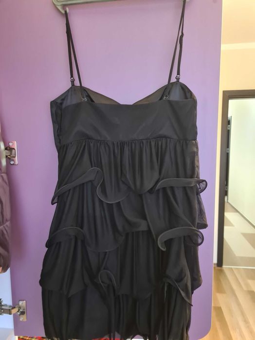 Малка черна рокличка