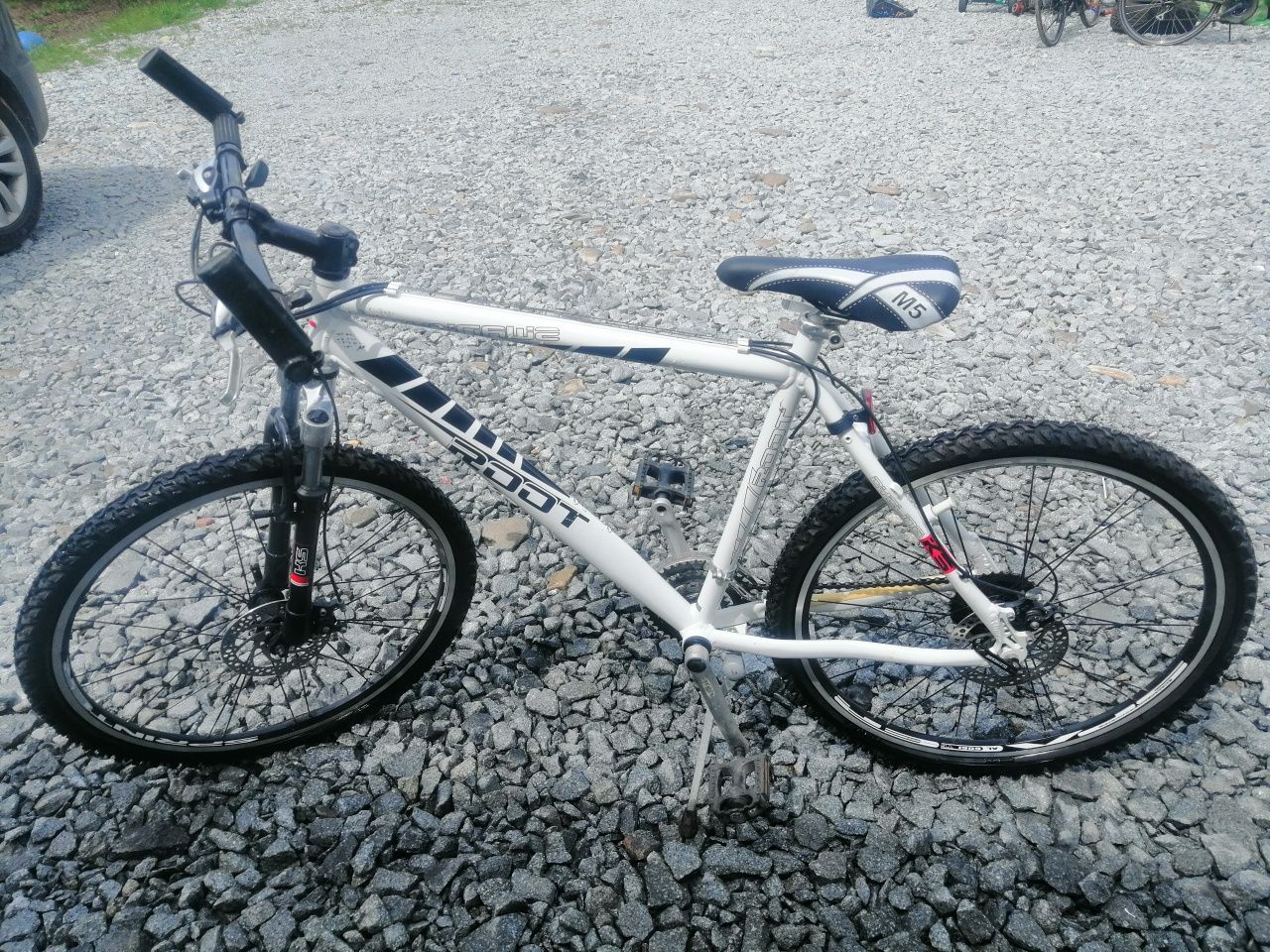 Bicicletă mountain biker cadru aluminiu