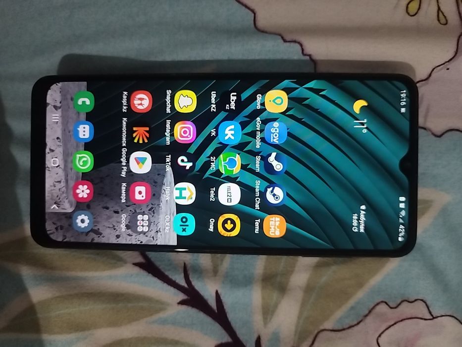 Samsung A12 32гб в хорошем состоянии