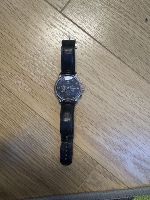 Часовник Petek