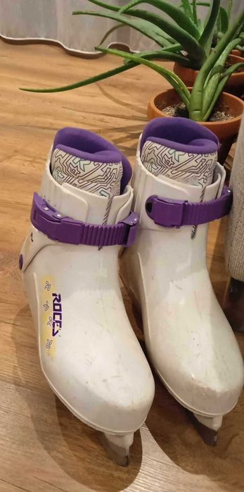 Patine artistice (nu Jackson și Edea), mărime 30-31