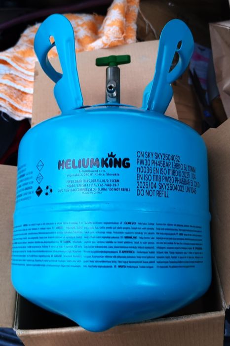 Butelie de heliu Goală