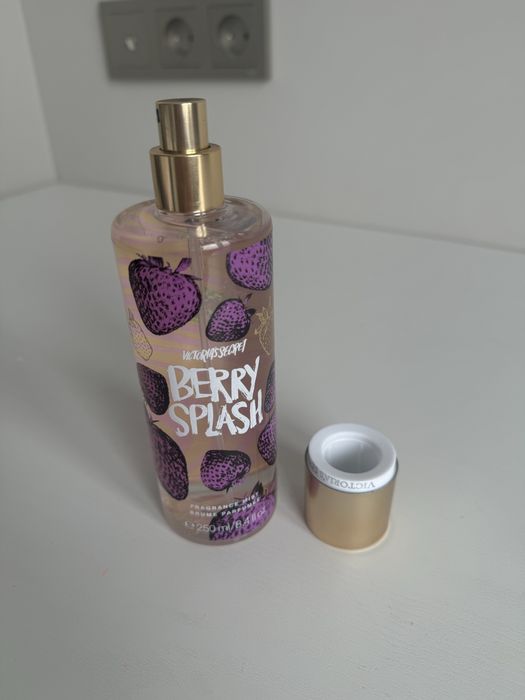 срочно продам духи для тела Victoria’s Secret