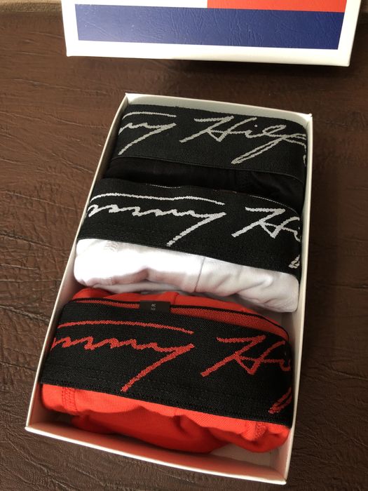 Боксери Tommy Hilfiger бельо Armani Boss Calvin klein Guess Valentino