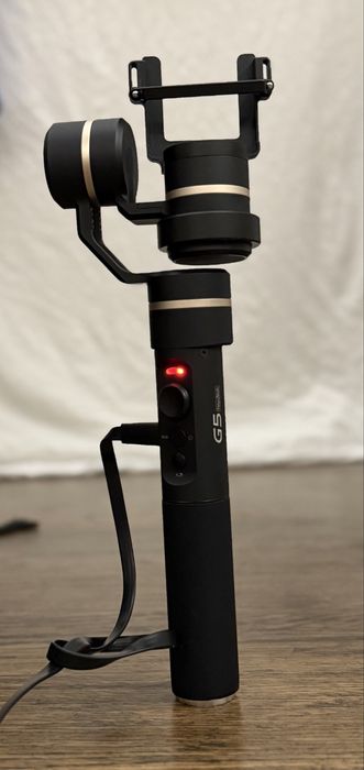 Gimbal / stabilizator video