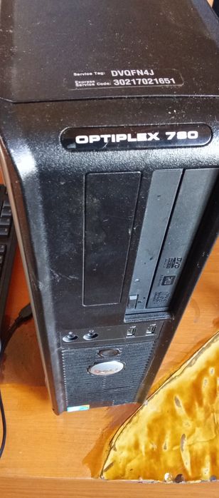 Calculator Dell optiplex780 +monitor tastatura mouse