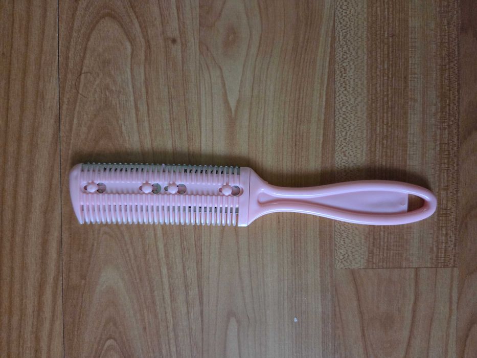 Pieptan pentru varfuri par lung