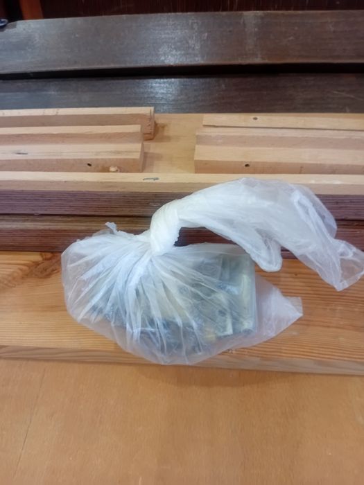 Стол раздвижной из массива.