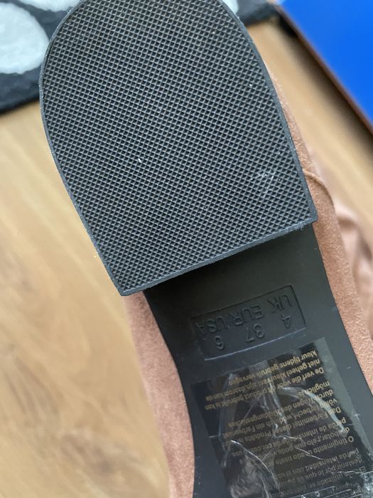 Нови велурени кафяви ботуши