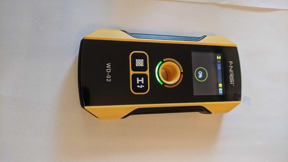 FNIRSI WD-02 стенен скенер за дърво метал и ток